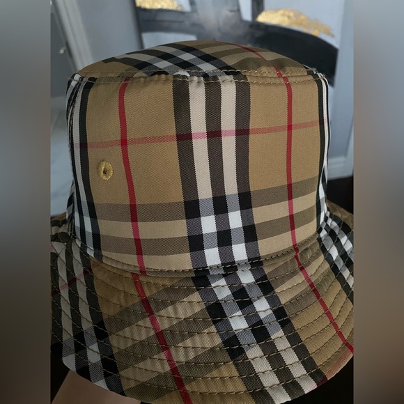 SOLD. Burberry Vintage Check Bucket Hat. - Picture 8 of 8